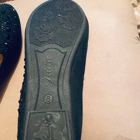 Very cute black sparkly flats well made - Picture 3 of 9
